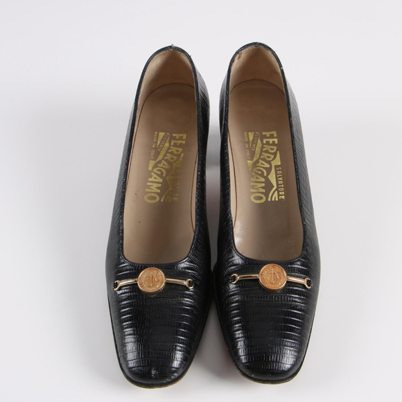 Salvatore Ferragamo Black Lizard Pumps Size 5.5A - Picture 1 of 6